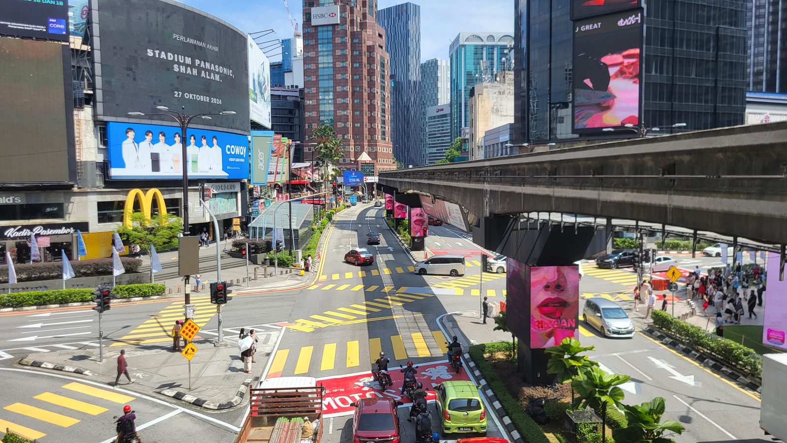Kuala Lumpur → Transit City